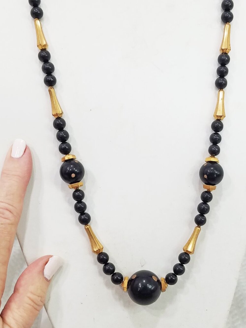 Vintage Dotted Gold Black Lucite and Fluted Gold Tone Trumpet Bead 34" Necklace